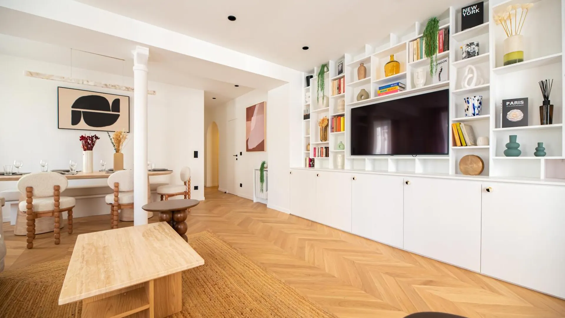 Stylish Flat In Paris' Center Apartment  Paris
